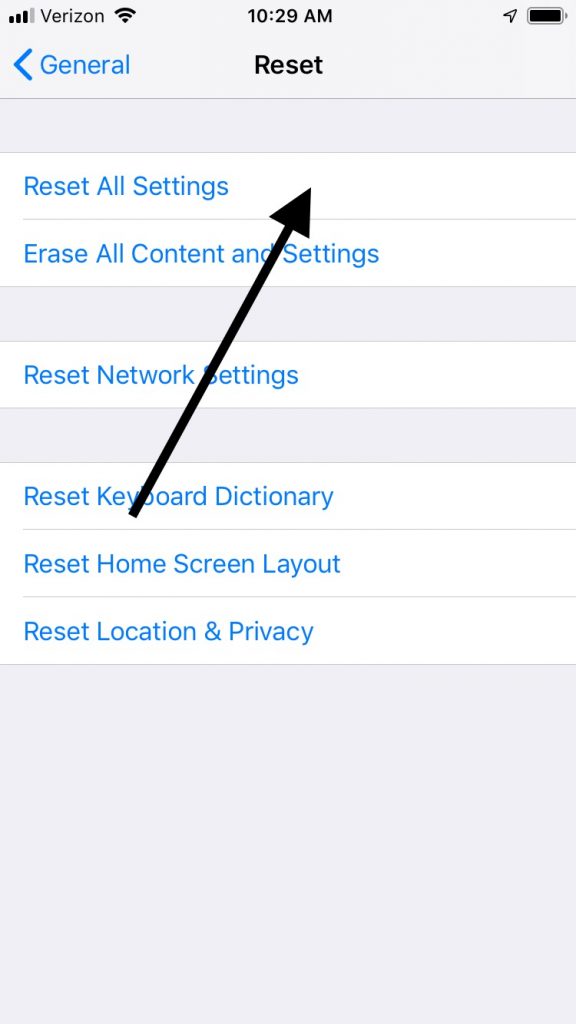 iPhoneの設定をリセットします