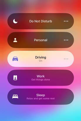 コントラルセンターを介してiPhoneで運転モードをオフにします