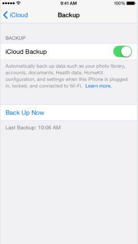 iPhoneでiCloudバックアップオプションを開きます